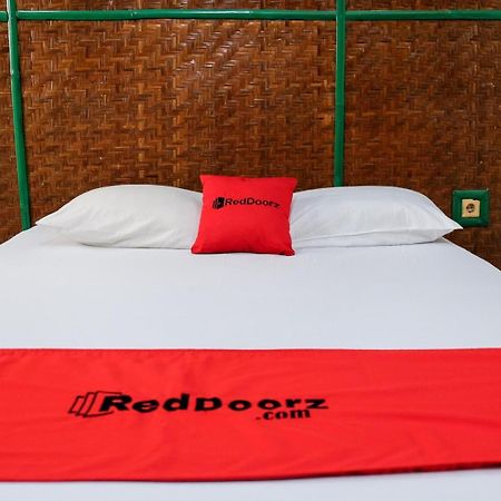 Reddoorz Plus Near Jalan Baru Bogor Ngoại thất bức ảnh