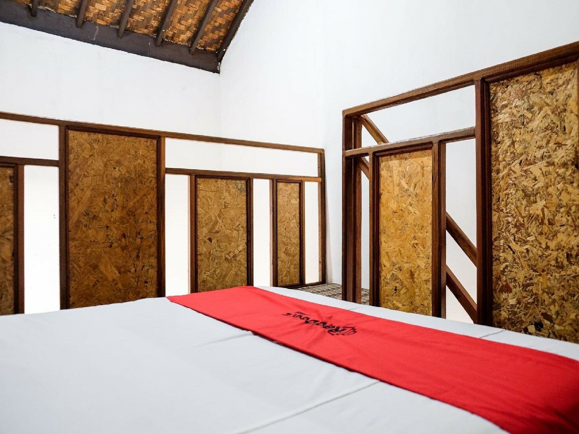 Reddoorz Plus Near Jalan Baru Bogor Ngoại thất bức ảnh